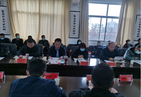 11.8豫中公司把質(zhì)量安全放在心上 抓在手上 扛在肩上 落在行動(dòng)上02550.png