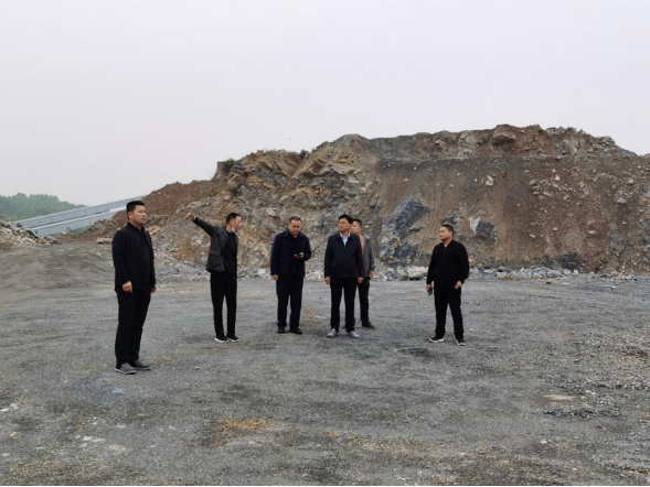 “時(shí)不我待、只爭(zhēng)朝夕”市產(chǎn)業(yè)集團(tuán)全力推進(jìn)涉案企業(yè)復(fù)工復(fù)產(chǎn)和我市重大項(xiàng)目建設(shè)工作407.png “時(shí)不我待、只爭(zhēng)朝夕”市產(chǎn)業(yè)集團(tuán)全力推進(jìn)涉案企業(yè)復(fù)工復(fù)產(chǎn)和我市重大項(xiàng)目建設(shè)工作407.png